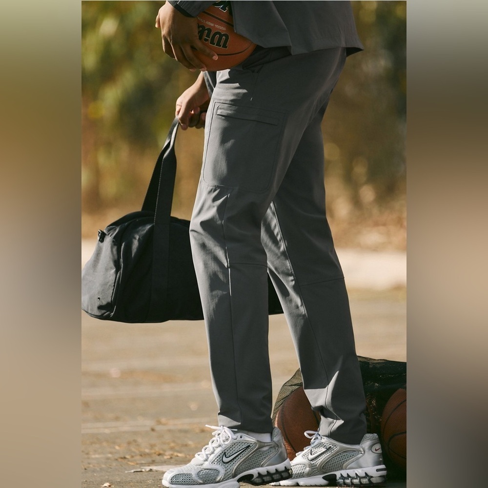 Fabletics The Don Cargo Pant (Classic Fit) 42x34